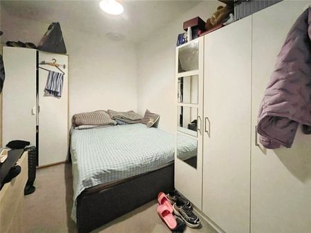 High Street, Egham, Surrey, TW20 9ED - Photo 3