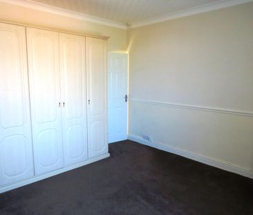 North Road, Chesterfield - Photo 3