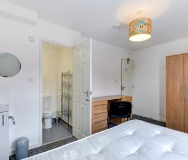 5 bedroom house to rent - Photo 3