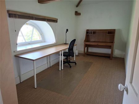 3 bedroom detached house to rent - Photo 4