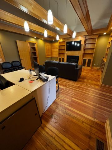 For Lease - 900 Adelaide Street, London East, Ontario - Photo 3