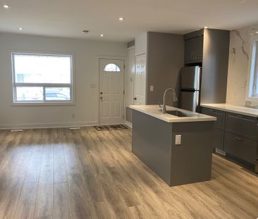 For Lease - 172 Times Rd Main Fl Road, Toronto, Ontario - Photo 3