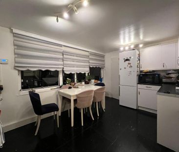1 bedroom in a flat share to rent - Photo 5