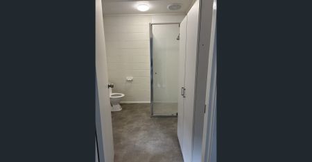 NEAT & TIDY 2 BEDROOM HOME - Photo 5