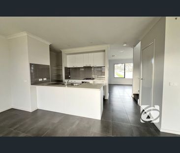 18 Harrison Way, Pakenham, Vic 3810 - Photo 6