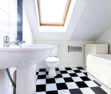 5 bedroom maisonette to rent - Photo 4