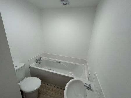 2 Bed Flat, Shield Retail Centre, BS34 - Photo 4