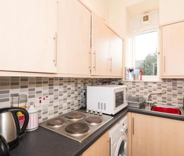 1 bedroom flat to rent - Photo 6