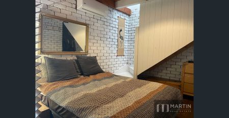 GREAT LOCATION - FURNISHED STUDIO APARTMENT - Photo 4