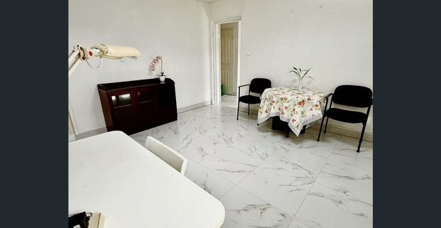 Furnished one bedroom apartment or home office for rent - Photo 1