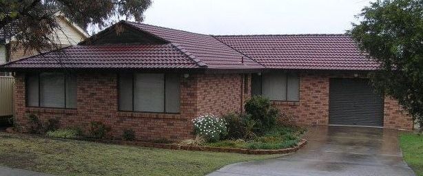 Ingleburn - Photo 1