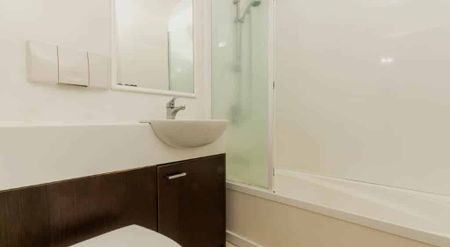 Perfect in Morningside - Photo 3