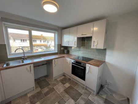 3 bedroom end of terrace house to rent - Photo 5