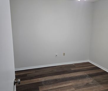 For Lease - 5103 Rising Star Court, Mississauga, Ontario - Photo 6