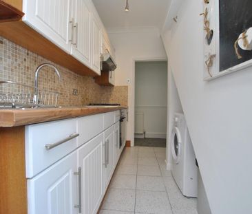 2 bedroom maisonette to rent - Photo 5