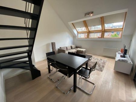 IXELLES : DUPLEX MEUBLE 3 CHAMBRES + TERRASSE + PARKING - Ixelles - Foto 3