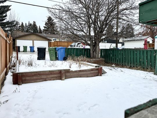 63 Galbraith Drive Southwest, Calgary - Photo 1