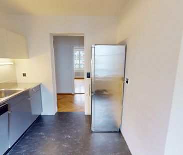 4-Zimmer-Wohnung an zentraler Lage in Zürich (Kreis 4) - Photo 2