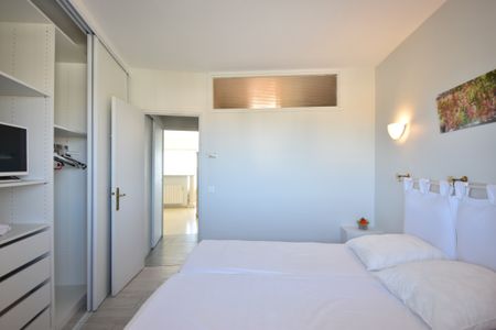 Location Appartement 2 pièces 50m² FREJUS 83600 - Photo 4