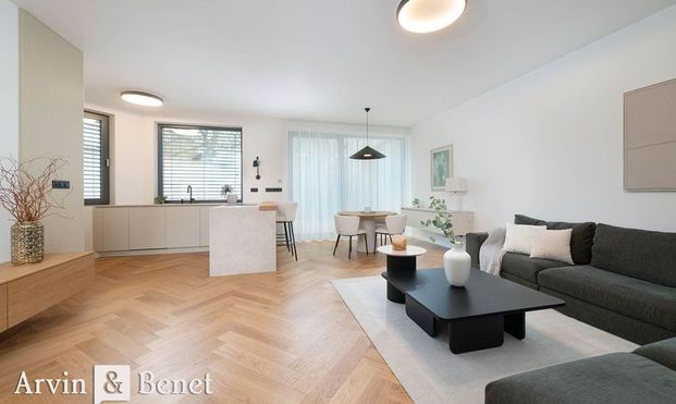 Arvin & Benet | Výnimočný, dizajnový mezonet v najprestížnejšej lokalite Starého mesta - Fotografia 1