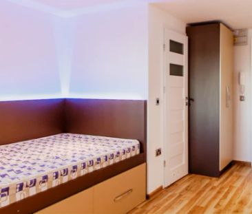 Flat 14 (Flat 4 Floor 4) - 4 Bedrooms - Photo 2