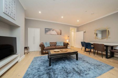 2 bedroom flat to rent - Photo 2