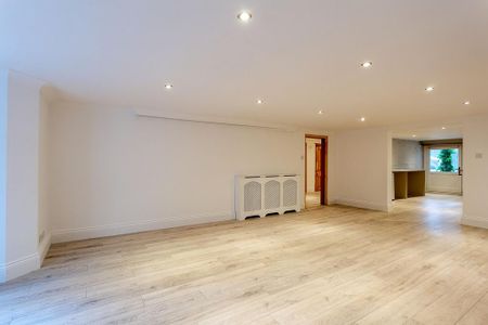 3 bedroom flat to rent - Photo 3