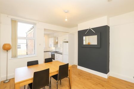 3 bedroom House to rent - Photo 5