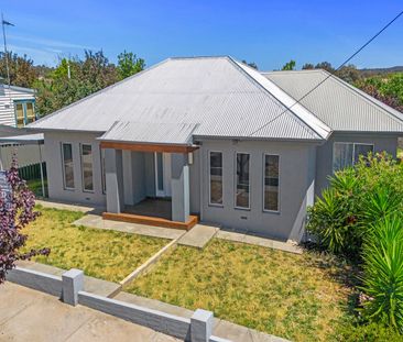 Stylish Family Living in the Heart of Kennington - Photo 4