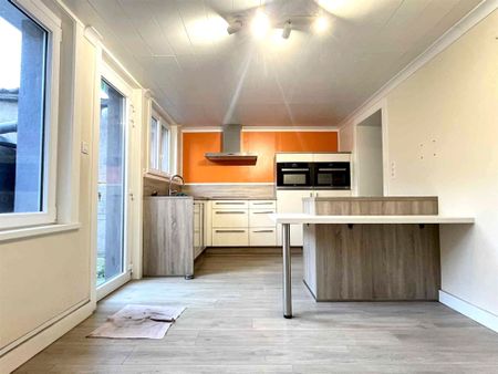 Bonne maison avec 3 chambres - Photo 5