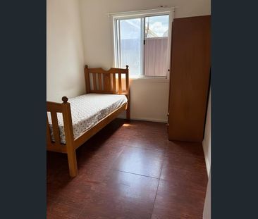 Fully Furnished Semi-detached House For Lease - Photo 1