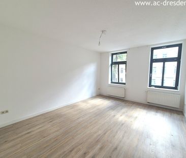 Freundliche 2-Raum-Wohnung mit Balkon in saniertem Gründerzeithaus ... - Photo 4