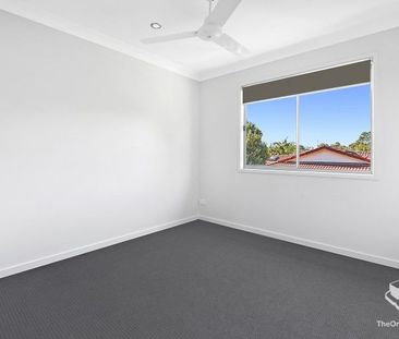3 Bedroom Townhouse -UNFURNISHED - Photo 4