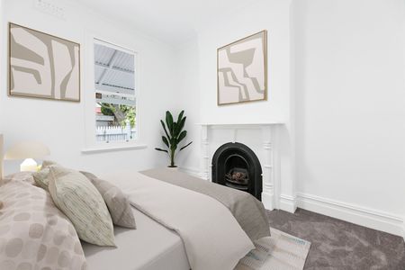 Beautifully Renovated Home in the Heart of Armadale - Photo 3