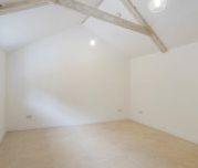 3 bedroom barn to rent - Photo 1