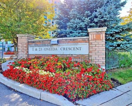 For Lease - 23 Oneida Crescent Unit# 801, Richmond Hill, Ontario - Photo 2