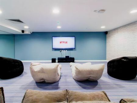 Platinum Studio (High Floors) - Photo 4