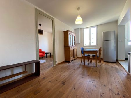 Location Appartement 2 pièces 47m² BORDEAUX 33000 - Photo 2