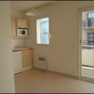 Location Appartement 1 pièce 23m² - Photo 2