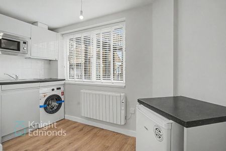 Studio to rent - Photo 3