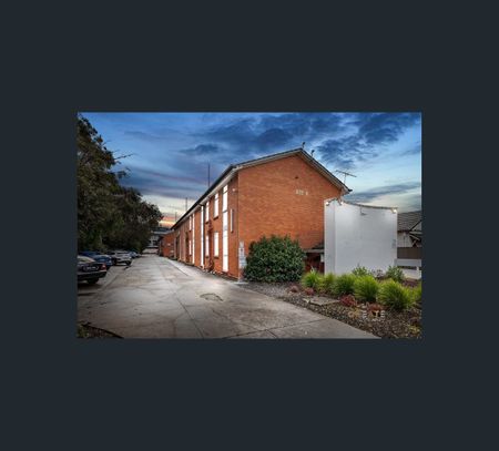 15/132-134 Rupert Street, West Footscray, Vic 3012 - Photo 2