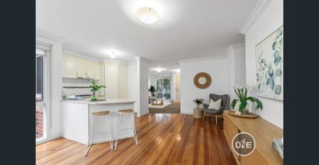 Spacious & Stylish 3-Bedroom – Prime Location - Photo 2