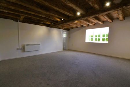 3 bedroom detached house to rent - Photo 3