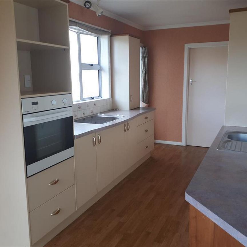 140 Dipton Street, Kingswell - Photo 1