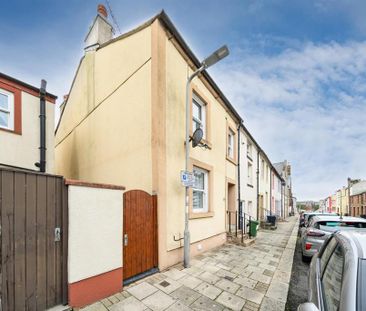 2 bedroom end of terrace house to rent - Photo 1