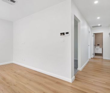 Modern 2 bedroom home - Photo 4