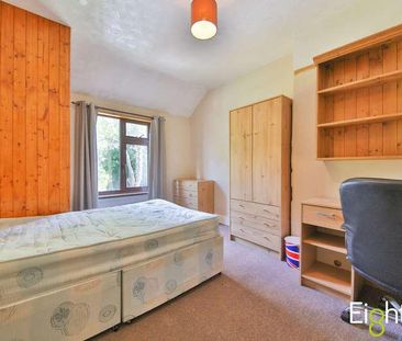 Coombe Road, Brighton, BN2 - Photo 4