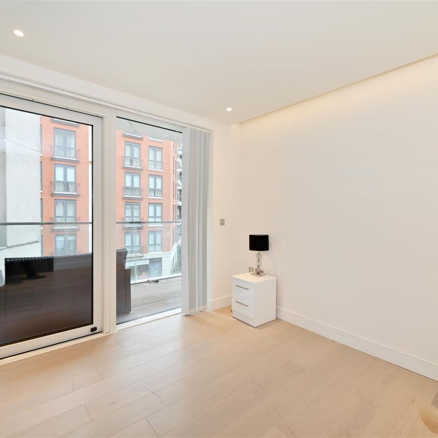 2 bed flat to rent in Chelsea Creek, London, SW6 - Photo 1