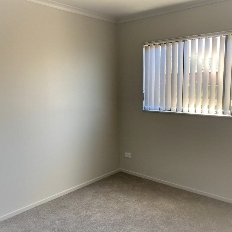 PAPATOETOE, 4 BEDROOMS - Photo 1