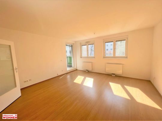 Ruhige 2-Zimmerwohnung mit Balkon in den Innenhof - Photo 1